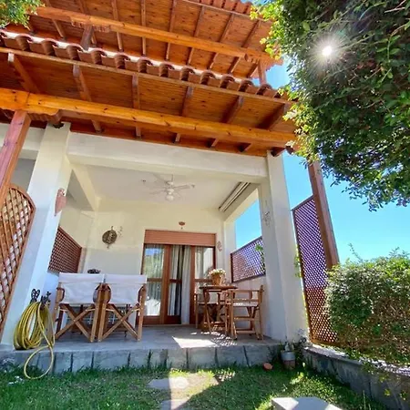 Ferienhaus Maisonette Geli With 3 Bdrms 250m From Beach Fourka